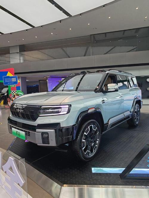 佛山248比亚迪方程豹硬派越野的爆款，英菲尼迪35周年与你共成长